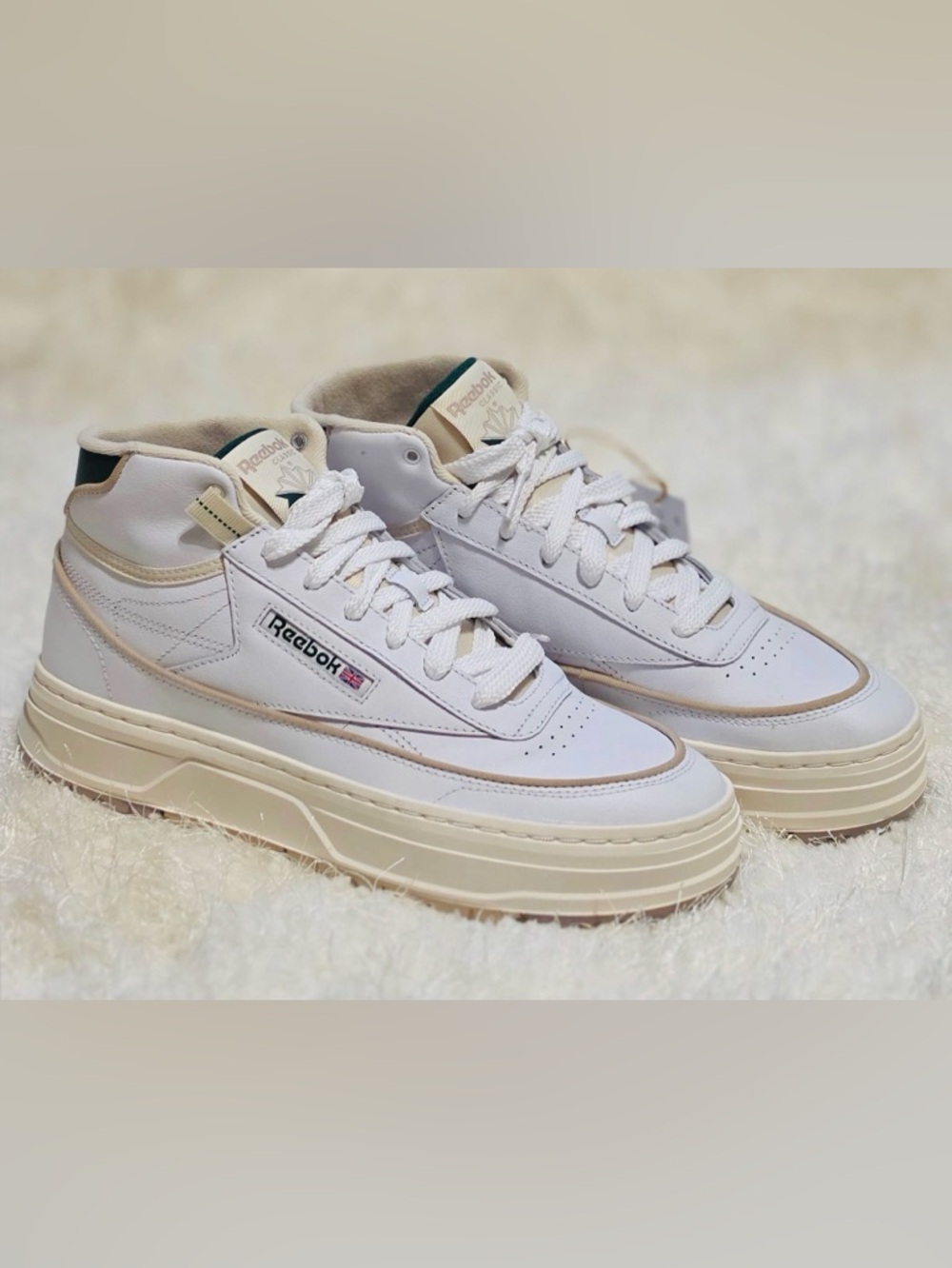 NEW_ Reebok Women’s White Leather Platform Sneakers with Cream Accents - Picture 3 of 11